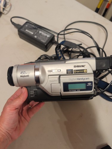 Sony digital handycam - digital,